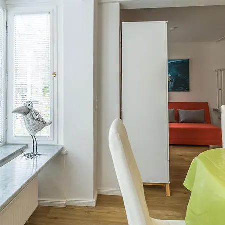 Kurgartenstrasse, 158 Holiday home Lubeck